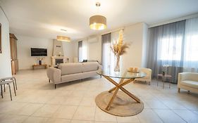 Alexandros Suite